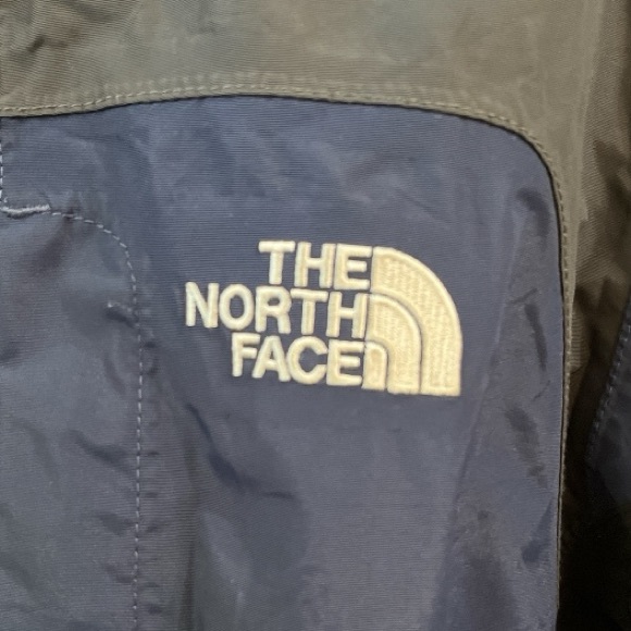 The North Face Men's Jacket, Size Small - Picture 6 of 11